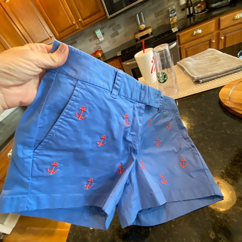 Vineyard vines shorts